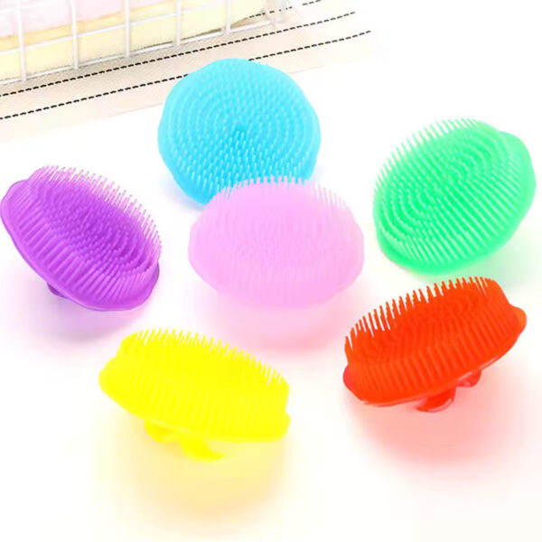 Pet Grooming Scrubber – Soft Rubber Bathing Brush - Image 5